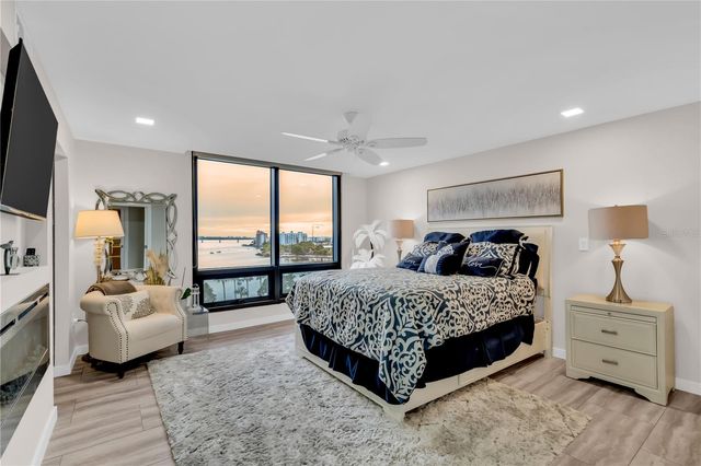 707 S GULFSTREAM AVENUE 807, Sarasota, FL 34236