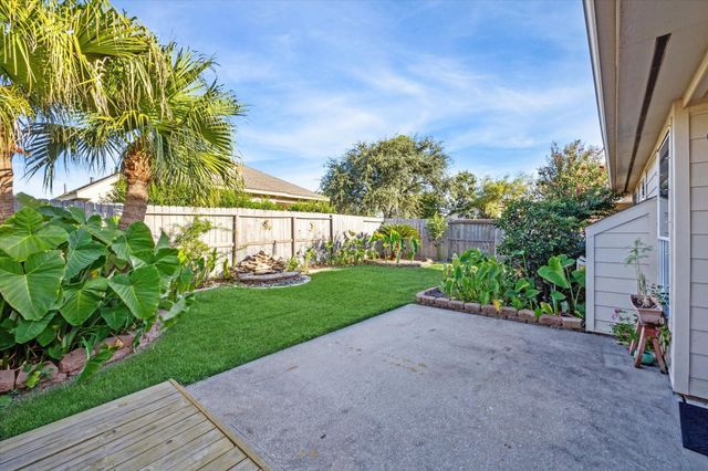 6151 Galloway Lane, League City, TX 77573