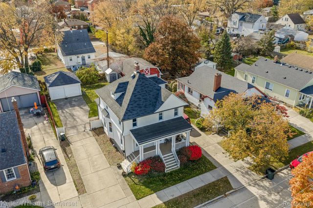 22816 Ridgeway Street, St. Clair Shores, MI 48080