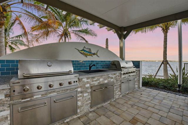 41 SW Seminole Street 204, Stuart, FL 34994
