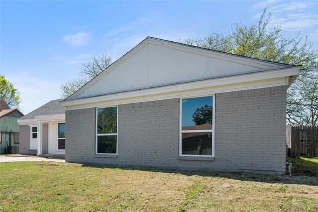 7317 Strawberry Way, Fort Worth, TX 76137