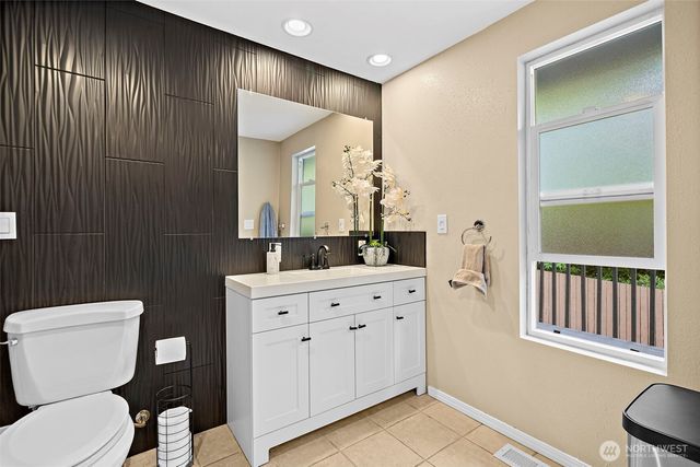 3027 167th Avenue NE, Bellevue, WA 98008