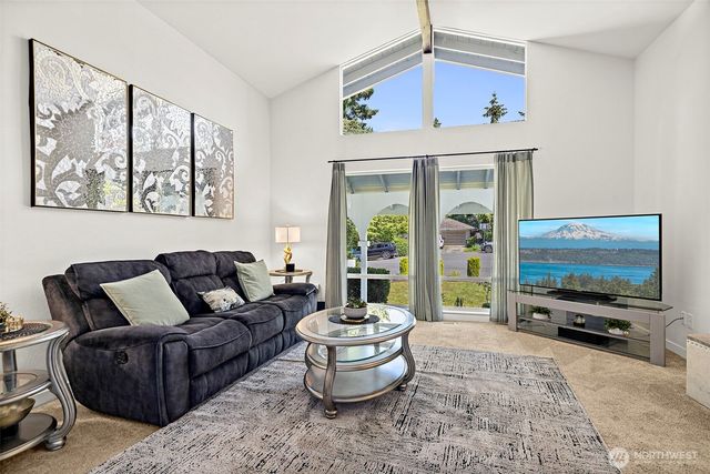 3027 167th Avenue NE, Bellevue, WA 98008