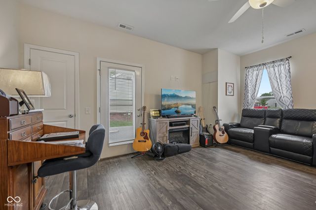 497 Nick Court, Martinsville, IN 46151