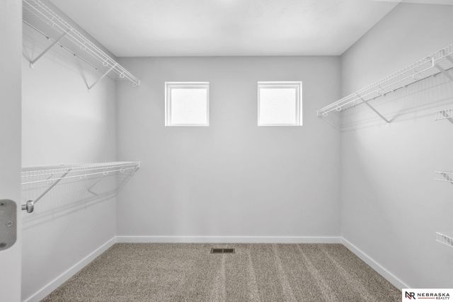 4514 S 215th Avenue, Elkhorn, NE 68022