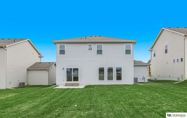 4514 S 215th Avenue, Elkhorn, NE 68022