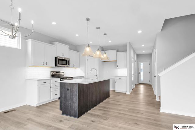 4514 S 215th Avenue, Elkhorn, NE 68022