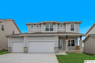 4514 S 215th Avenue, Elkhorn, NE 68022