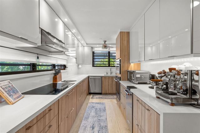 1213 LUCHETTI STREET TH 2, San Juan, PR 00907