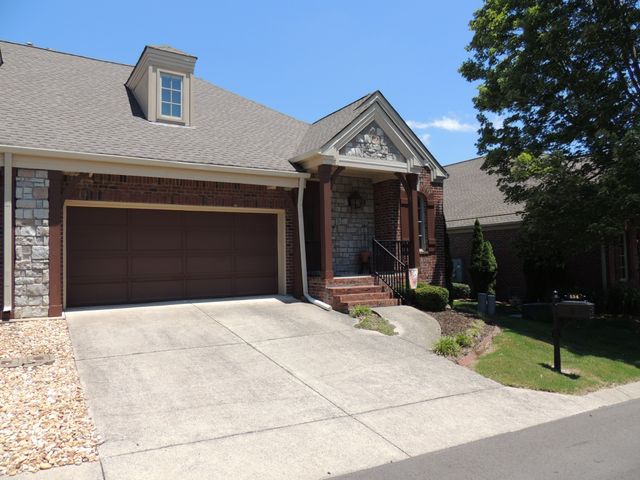 134 Nickolas Cir, Lebanon, TN 37087