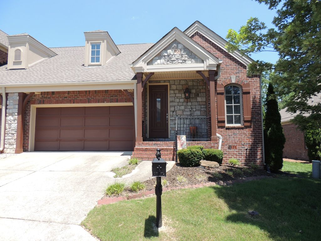 134 Nickolas Cir, Lebanon, TN 37087