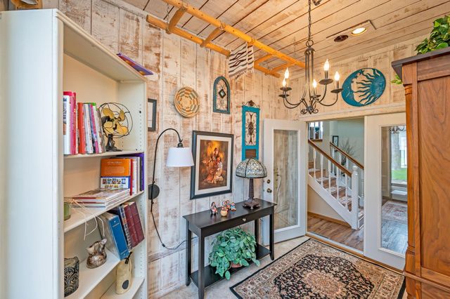 1840 Red Leaf Court, Windom, MN 56101