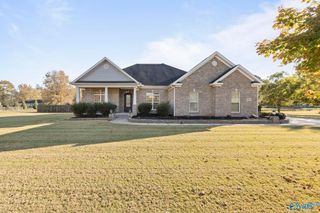 2906 Gurley Pike, Gurley, AL 35748