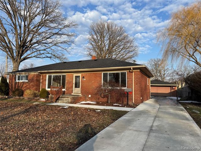 6326 Lathers Street, Garden City, MI 48135