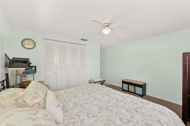 38 COUNTRY CLUB DRIVE 38, Largo, FL 33771