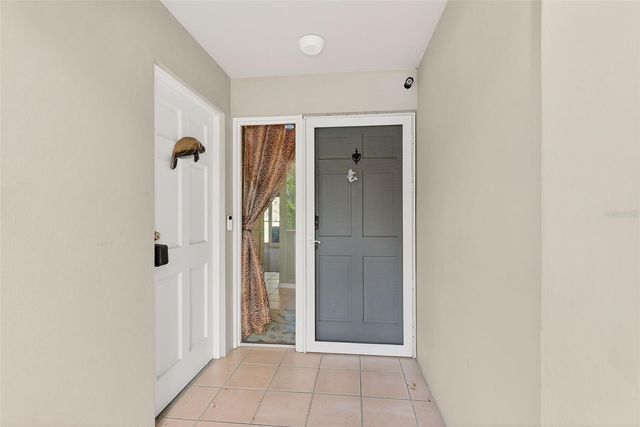 38 COUNTRY CLUB DRIVE 38, Largo, FL 33771