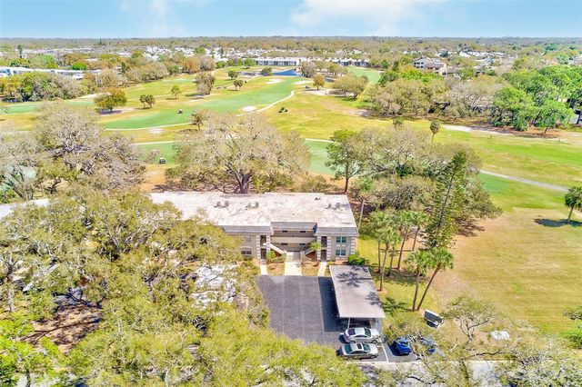 38 COUNTRY CLUB DRIVE 38, Largo, FL 33771