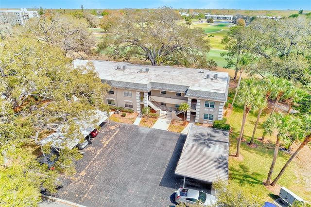 38 COUNTRY CLUB DRIVE 38, Largo, FL 33771