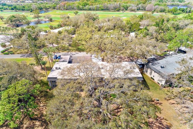 38 COUNTRY CLUB DRIVE 38, Largo, FL 33771