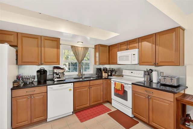 38 COUNTRY CLUB DRIVE 38, Largo, FL 33771