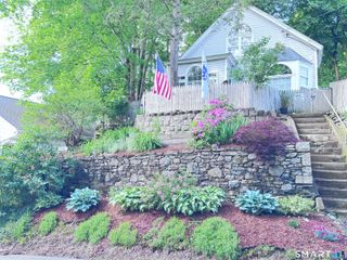 16 Franklin Street, Putnam, CT 06260