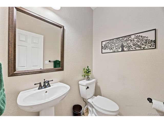 9487 W Vandeventor Dr, Littleton, CO 80128