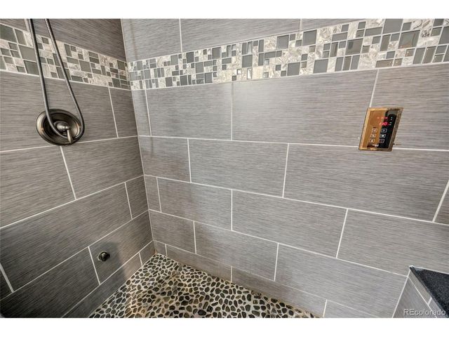 9487 W Vandeventor Dr, Littleton, CO 80128