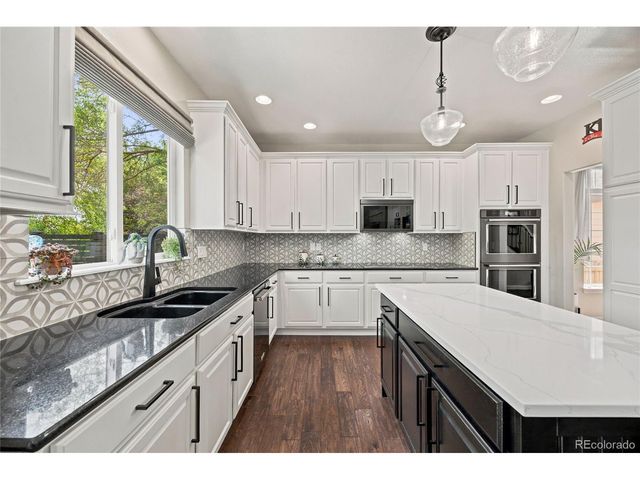 9487 W Vandeventor Dr, Littleton, CO 80128