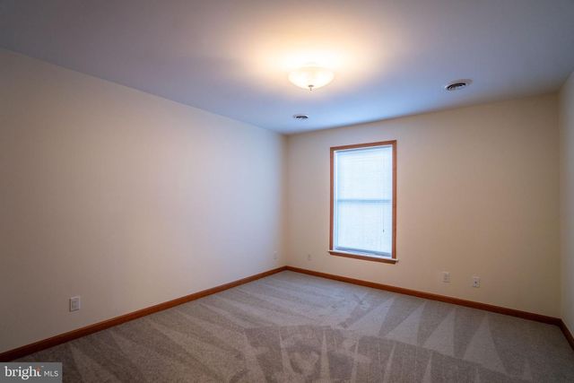 745 FIRE TRAIL RD, Linden, VA 22642