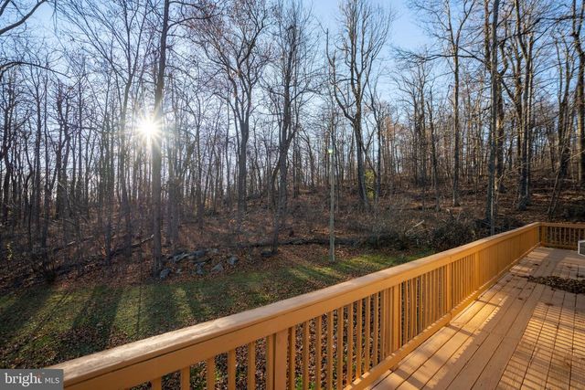 745 FIRE TRAIL RD, Linden, VA 22642