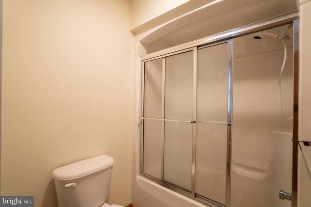 745 FIRE TRAIL RD, Linden, VA 22642