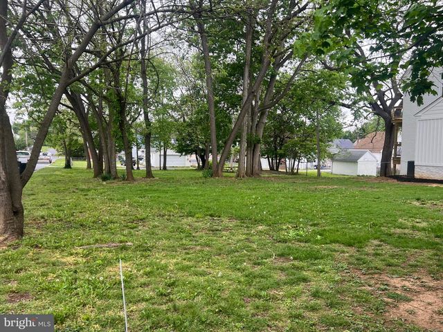1005 WOODLAND WAY, Hagerstown, MD 21742