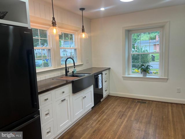 1005 WOODLAND WAY, Hagerstown, MD 21742