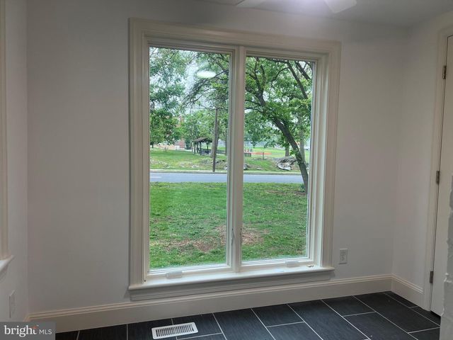 1005 WOODLAND WAY, Hagerstown, MD 21742