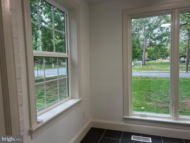 1005 WOODLAND WAY, Hagerstown, MD 21742
