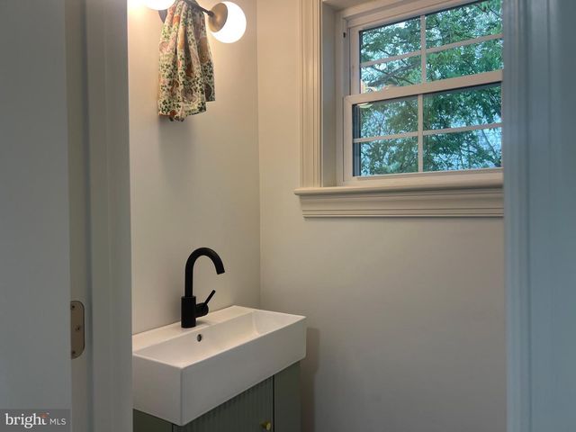1005 WOODLAND WAY, Hagerstown, MD 21742