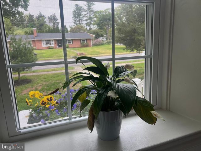 1005 WOODLAND WAY, Hagerstown, MD 21742