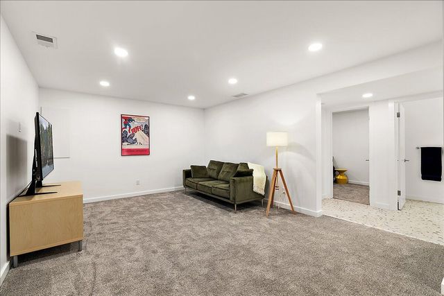 1131 Fernridge Avenue, Grand Rapids, MI 49546