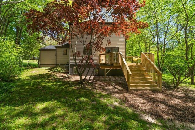 1131 Fernridge Avenue, Grand Rapids, MI 49546