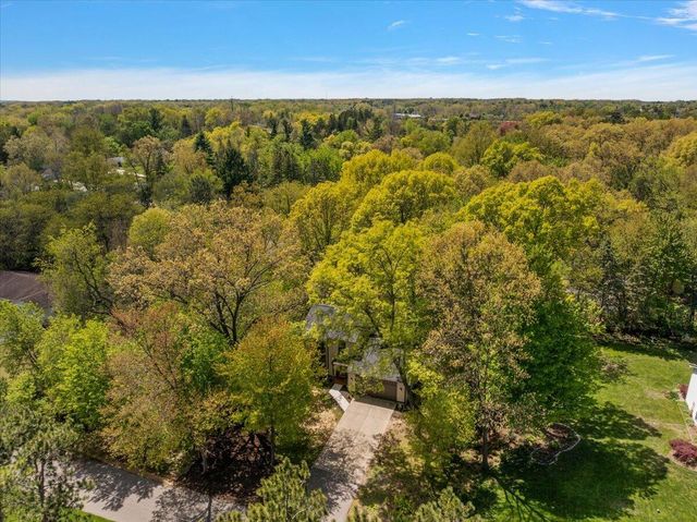 1131 Fernridge Avenue, Grand Rapids, MI 49546