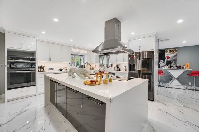 2631 NW 84th Ave, Coral Springs, FL 33065