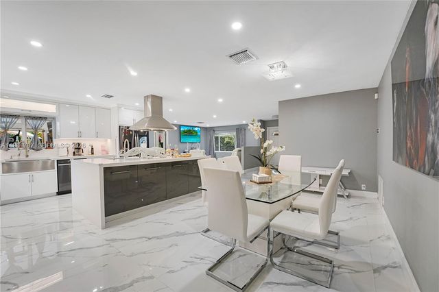 2631 NW 84th Ave, Coral Springs, FL 33065