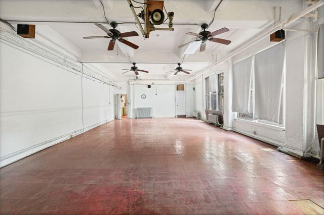 1712 PARK AVE, Baltimore, MD 21217