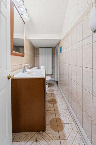 1712 PARK AVE, Baltimore, MD 21217