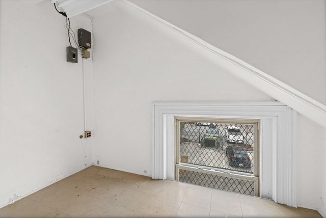 1712 PARK AVE, Baltimore, MD 21217