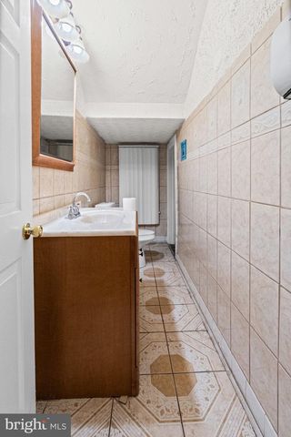 1712 PARK AVE, Baltimore, MD 21217