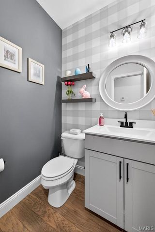 101 Far Meadow Drive, Lake St Louis, MO 63367