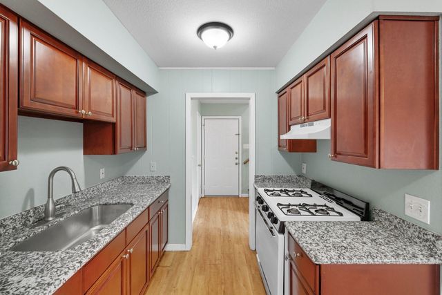 2208 Mission Hill CIR 103, Austin, TX 78741