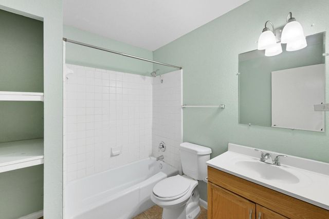 2208 Mission Hill CIR 103, Austin, TX 78741