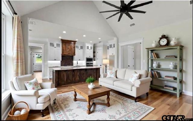 161 CR 3421, Bullard, TX 75757